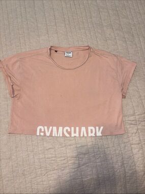 Gymshark Dusty Pink Cropped Logo Tee